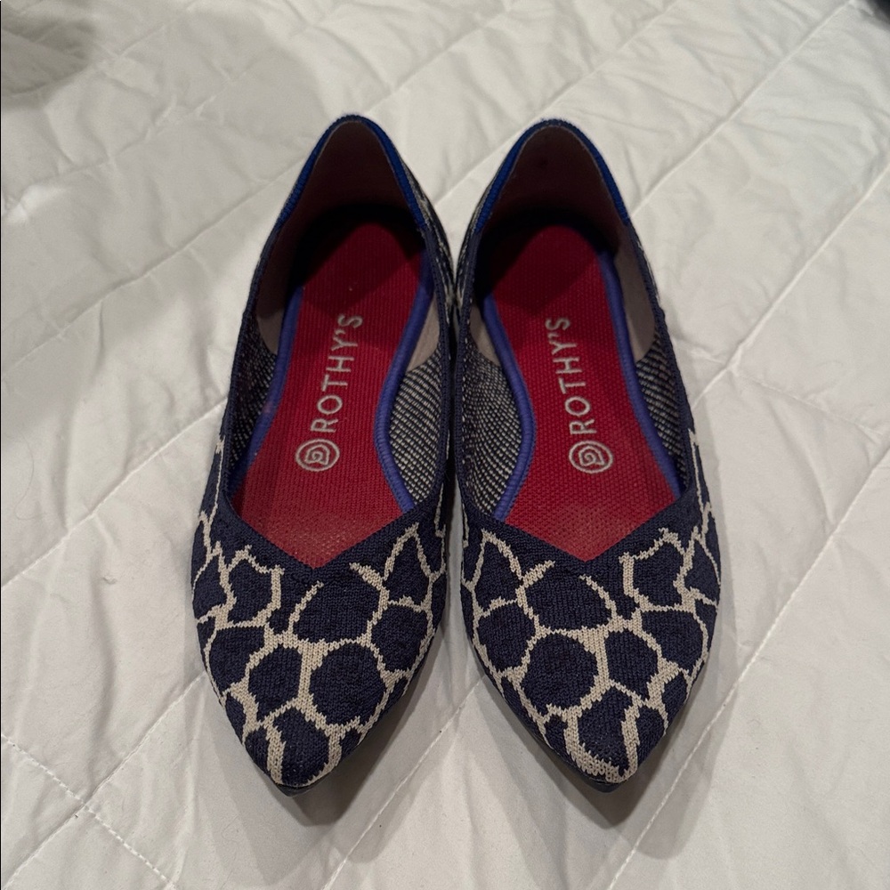 Rothy's Limited Edition Indigo Giraffe Point Flats